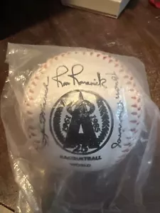 1985 California Angels Souvenir Baseball mit Faksimile-Autogrammen Jackson, Carew - Bild 1 von 2