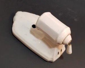 Porcelain wall fixture sconce pull chain w socket Art Deco vintage 6 3/4 - Picture 1 of 5