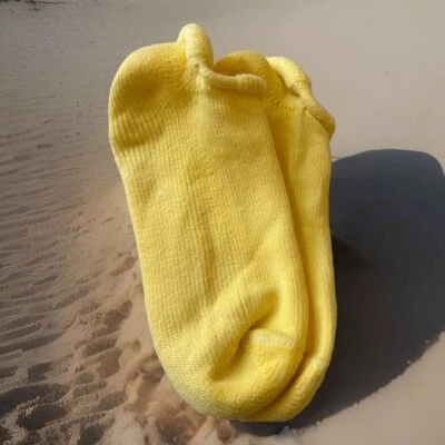 VTG Izod Socks For Her Ladies Sport Yellow Cushioned Low Cut 9-11 90's - Image 1 of 4