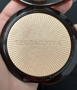 Guerlain Terracotta Luminizer 00 IVOIRE ROSE/COOL IVORY The Shimmering Powder - Picture 1 of 3
