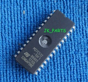 10 Stck. M27C512-10F1 M27C512 EPROMs ST - Bild 1 von 1
