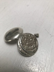 Rarissimo medaglione vintage antico Luna & Stella argento sterling donna sulla luna - Foto 1 di 7