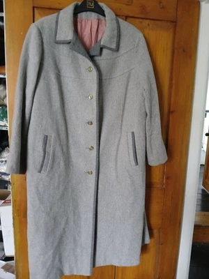 Abrigo Julius Gris Talla 20 Mujer Pura Lana Nueva De Colección Hecho en Inglaterra  Foto 1 de 4