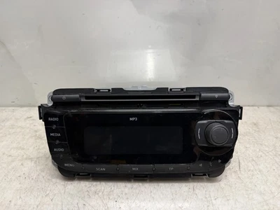 Seat Leon 1P Autoradio Radio CD MP3  1P0035153 - Bild 1 von 4