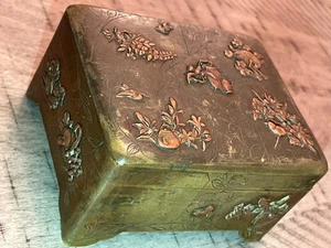 Antike japanische Shakudo Schmuckschatulle aus der Meiji-Ära 062725cCHZIE - Bild 1 von 8