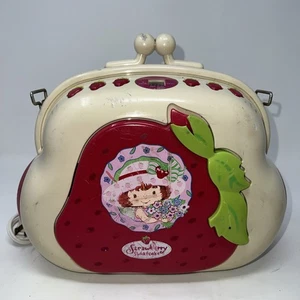 Vintage Strawberry Shortcake  Purse AM/FM Radio CD Player 2004 Y2K Boombox Teste - Picture 1 of 9