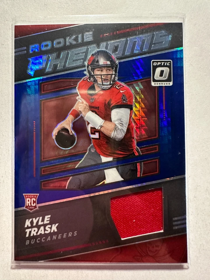 K41,663 - 2021 Donruss Optic Rookie Phenoms Jerseys Blue Hyper #9 Kyle Trask - Image 1 of 1