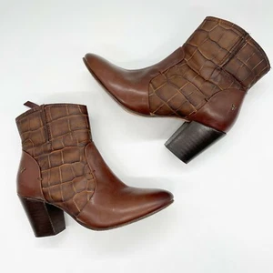 Trask Western Ankle Boots Shoes Sz 6 Brown Croc Embossed Zip Up Block Heels - Picture 1 of 7