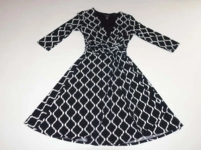 Vestido envolvente para mujer White House Black Market talla 2 negro blanco mangas 3/4 WHBM Foto 1 de 4