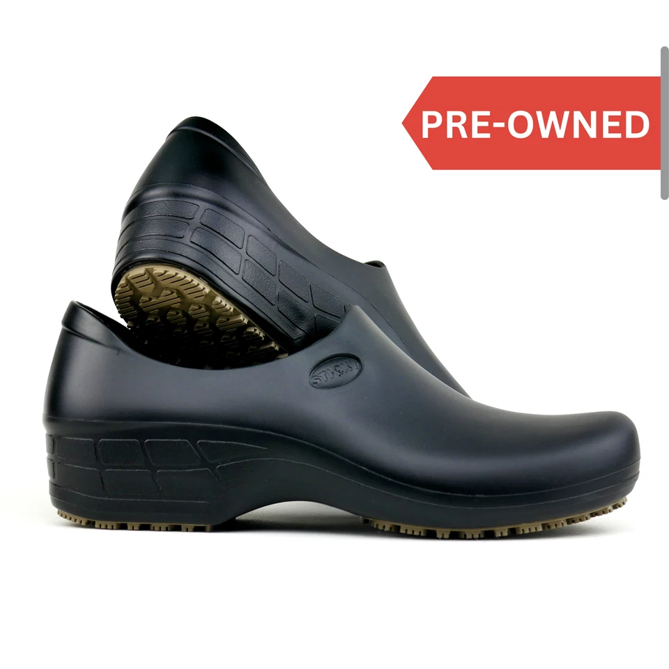 Nursing Shoes Women | Chefs Kitchen Nurses | Clogs for Work Waterproof PRE-OWNED - Image 1 of 4