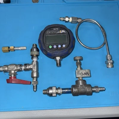 AMETEK Crystal Pressure M1 Digital Gauge 100 PSI - Image 1 of 2