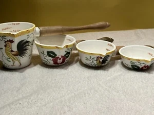 BEST DEAL RARE! Ucagco "Early Provincial" Rooster & Roses Set of Measuring Cups - Picture 1 of 24