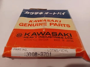 FABRICANTE DE EQUIPOS ORIGINALES - Juego de anillos de pistón Kawasaki 86-95 JS650 horas - 13008-3701 - Imagen 1 de 1