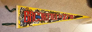 Vintage Brookfield Zoo Felt Pennant – Chicago Zoo – 25x8 – Extremely Rare Design - Picture 1 of 1