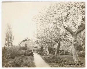 THE WAYSIDE INN SUDBURY MASSACHUSETTS VINTAGE 1927 PHOTO BY A. PHINNEY - Picture 1 of 2