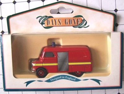 LLEDO, BEDFORD CA VAN, FIRE ASSISTANCE, DIE CAST MODEL, DAYS GONE, VINTAGE - Image 1 of 4