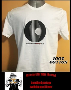 Cool Retro Funny Nerd Shirt - Simulation Theory - Bild 1 von 2