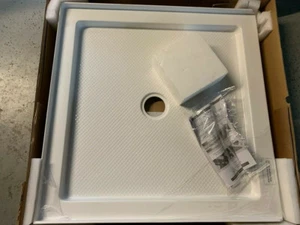 DreamLine SlimLine 32''x 32'' w/Center Drain Single Threshold Shower Base White - Picture 1 of 11