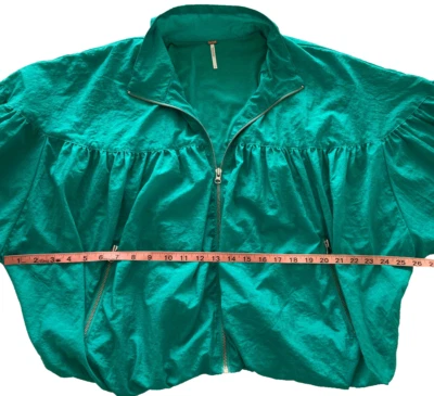 Chaqueta Bomber Free People Verde Nylon Recortada Cremallera Completa Manga Larga Dolman Talla L Foto 1 de 4