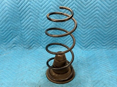 Muelle helicoidal trasero Lexus LX570 con aislador de goma lado del conductor 2008-2021 OEM Foto 1 de 4