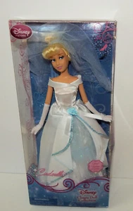 2013 Disney Store: Classic Doll Collection - Cinderella Special Wedding Edition - Picture 1 of 9