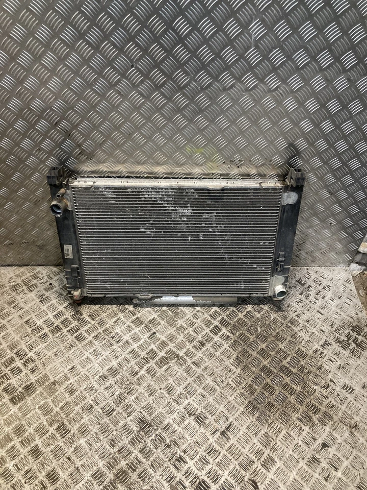 MERCEDES-BENZ A B 200 CDI W169 W245 Juego de Radiadores Refrigerante AC 1695000404 Foto 1 de 4