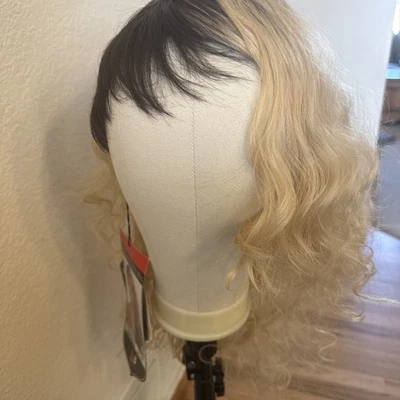 Nuevo | Peluca Sintética Bobbie Boss | 23" | Encaje Frontal Nuevas Etiquetas Enraizadas 21 Laterales Bang Foto 1 de 4