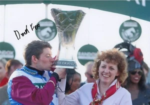 Horse Racing - Derek Fox - Hand Signed 12x8 Inch Photograph - COA - Picture 1 of 1