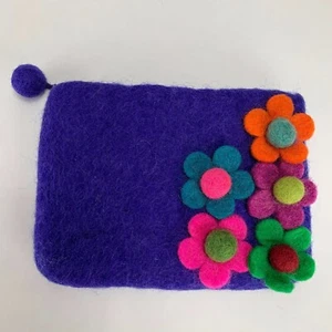 BNB Wool Felted Clutch With Zipper and Flowers - Picture 1 of 21