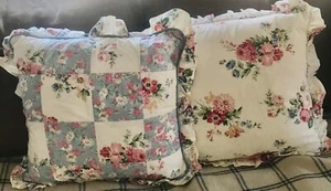 RARE PAIR OF RALPH LAUREN HOPE/CLAIRE FLORAL/PATCHWORK THROW PILLOWS - Picture 1 of 4