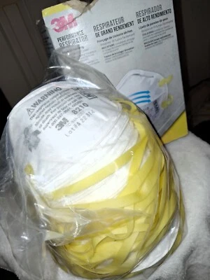 3M 8210 N95 Dust Mask Box of 13 Disposable Protective Particulate Respirator - Image 1 of 4