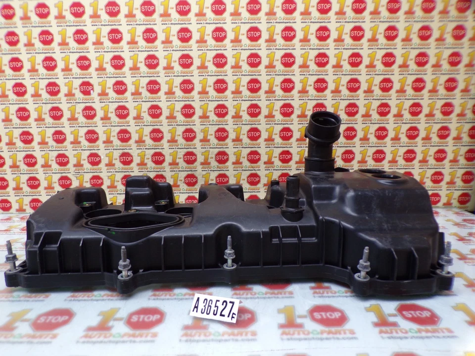 2011-2012 FORD F-150 LEFT SIDE ENGINE VALVE COVER BL3Z-6582-C OEM - Image 1 of 4