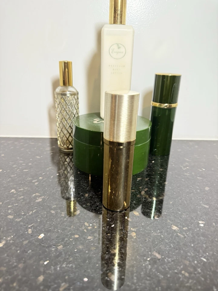 Juego de 5 piezas ENIGMA de Alexandra deMarkoff DE COLECCIÓN LEER DESCRIPCIÓN Foto 1 de 4