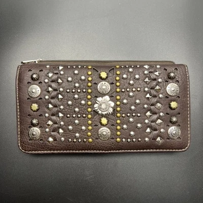 Montana West Mujer Cartera Organizador Cuero Marrón Cuentas Tachonado Grande Motociclista Pistola Foto 1 de 4