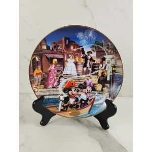 Disneyland Mickey Pirates Of The Caribbean Wall Decor Plate 8" Anniversary 1995 - Picture 1 of 13