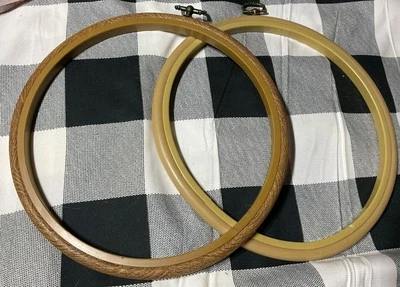 Lot of 2 Flexi-Hoop Frames Woodgrain Finish Crafts Embroidery Projects 8 In - Image 1 of 3