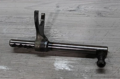 Вилка переключения передач трансмиссии 2011 Kawasaki Teryx 750 Krf75 49047-1104 - Изображение 1 из 4