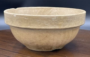 Antique Yellow Ware Pottery Mixing Bowl Farmhouse 8.5 inches - Picture 1 of 10