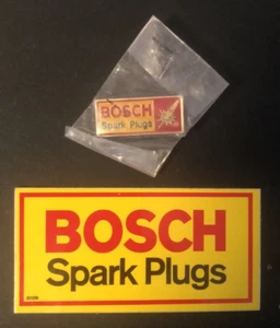 Adesivo decalcomania auto da corsa spilla bavero candele Bosch vintage NOS Germania Robert - Foto 1 di 2