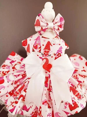 VESTIDO ARNÊS CACHORRO LOVE GNOMES NOVO FEITO À MÃO FRETE GRÁTIS - Imagem 1 de 4