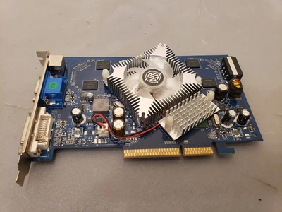 Tarjeta de gráficos de video AGP Nvidia GeForce 7600GS 180-10508-0000-A00 256 MB de 128 bits Foto 1 de 4