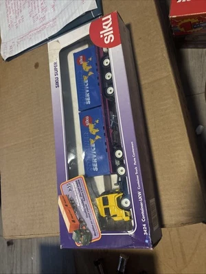 Super remolque IVECO Siku Foto 1 de 2