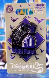 Spilla Parchi Disney - La Dimora Infestata Hatbox Fantasma Disneyland LE 4000 Chiave Magica - Foto 1 di 2