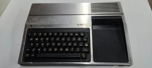 TI-99/4A Texas Instruments for Parts - Bild 1 von 5