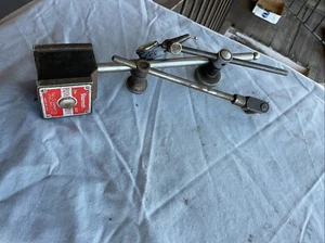 Starrett No. 657 magnetic base - and last word 711 indicator - holder - Picture 1 of 12