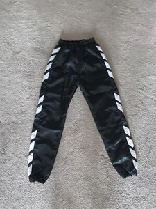 Iridium Arrow Jogginghose | Größe S | schwarz mit weißen Streifen | Org. - 90 $ - Bild 1 von 8