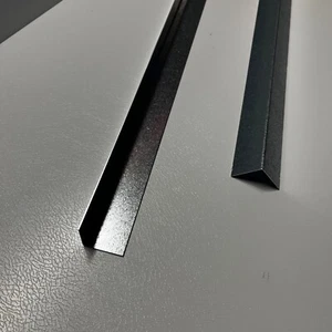 Galvanised Steel Angle - 30mm x 30mm - 1.0mm Thick 2.5m Long - Picture 1 of 10
