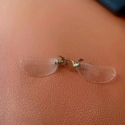 Vintage Shur-On Shuron Eyeglasses Gold Filled Nose Pinch Rimless Pince-Nez - Image 1 of 4