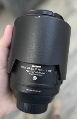 Nikon AF-S VR Micro-Nikkor 105 mm f2,8G IF-ED N MFR# 2160 EE. UU. + Capucha, UV, Bolsa Foto 1 de 4