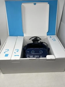 Vive Pro Eye Virtual Reality System - Advanced Eye-Tracking VR FULL KIT READ - Picture 1 of 24